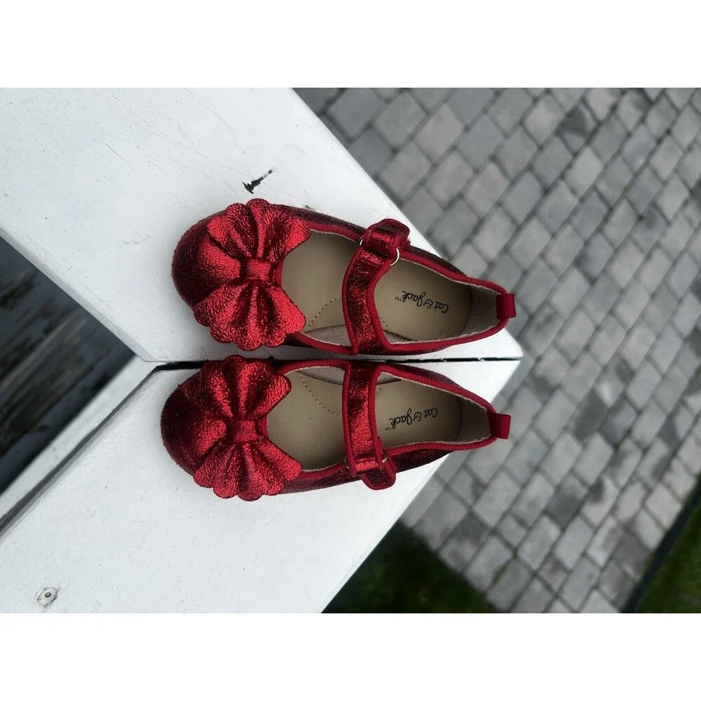 Cat & Jack Girls Size 6 Red Metallic Bow Mary Jane Flats